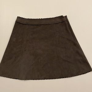 Altar’d State gray, short mini skirt. Women’s size medium